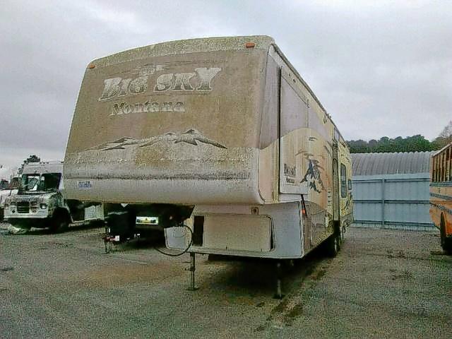4YDF3572134503438 - 2003 KEYSTONE MONTANA WHITE photo 3