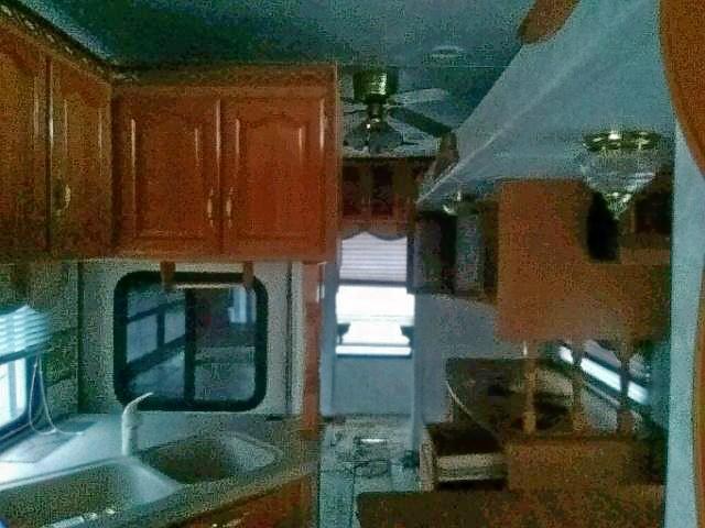 4YDF3572134503438 - 2003 KEYSTONE MONTANA WHITE photo 7