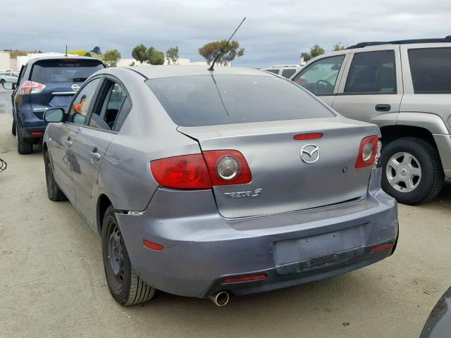 JM1BK12G061514775 - 2006 MAZDA 3 I SILVER photo 3