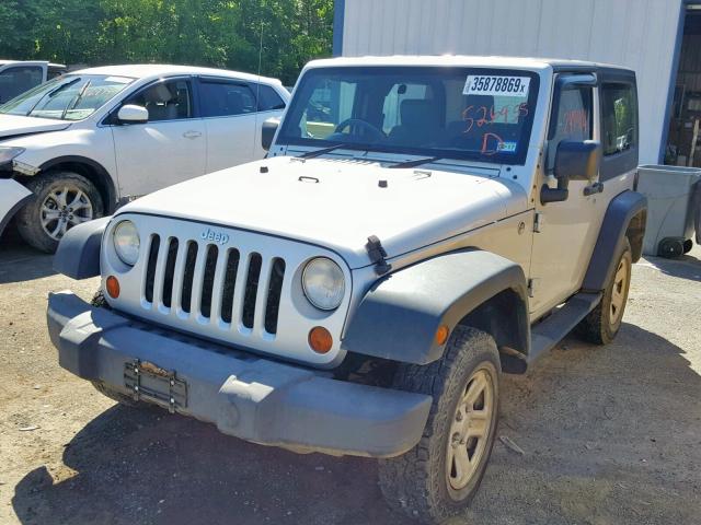 1J4FZ24128L526455 - 2008 JEEP WRANGLER X SILVER photo 2