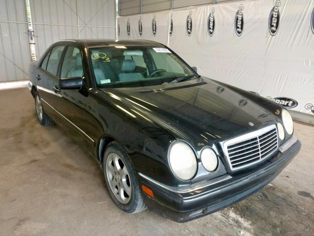 WDBJF25F1WA683260 - 1998 MERCEDES-BENZ E 300TD BLACK photo 1