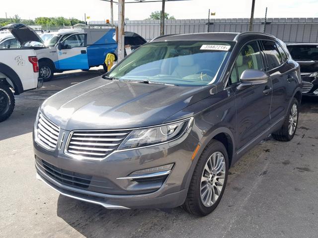 5LMCJ3C97JUL30632 - 2018 LINCOLN MKC RESERV GRAY photo 2