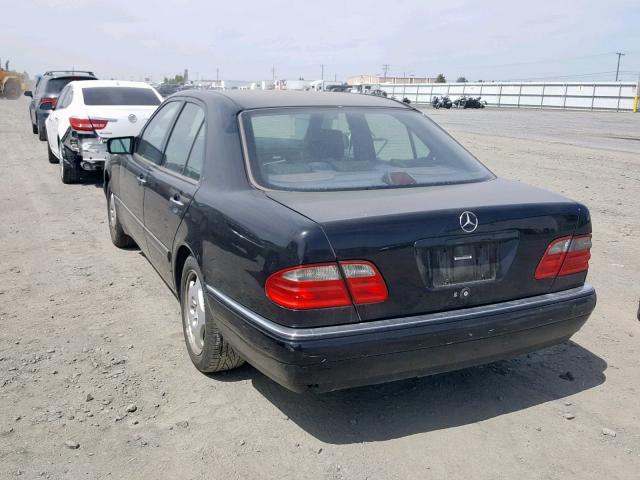 WDBJF72F4VA290238 - 1997 MERCEDES-BENZ E 420 BLACK photo 3