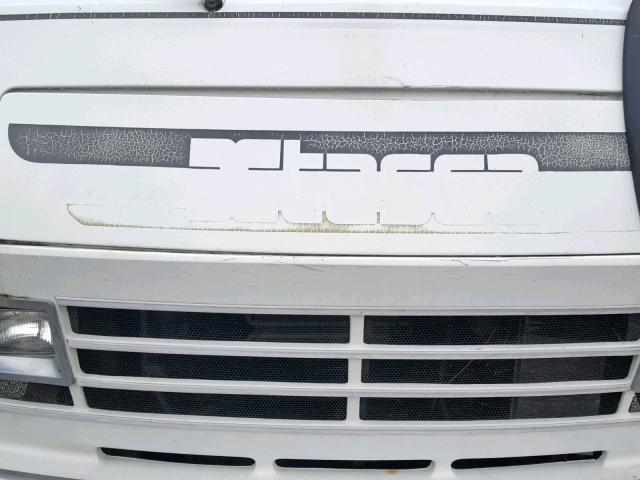 1GBJP37W5G3308175 - 1986 CHEVROLET P30 WHITE photo 7