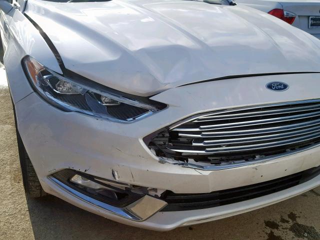 3FA6P0K95HR284809 - 2017 FORD FUSION TIT WHITE photo 9