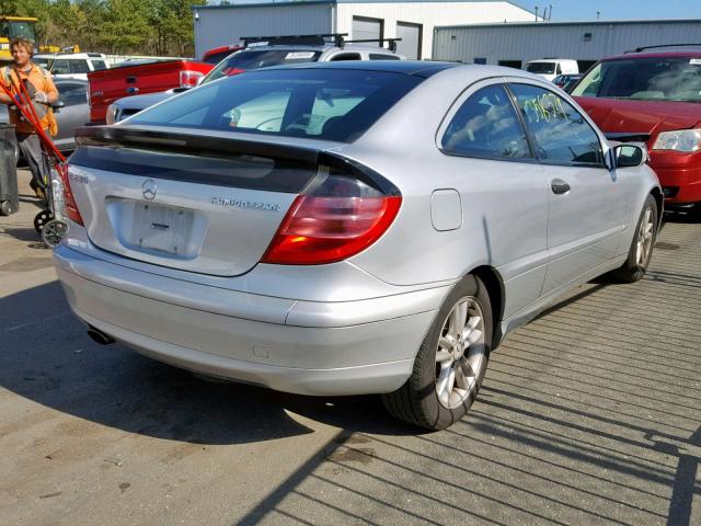 WDBRN40JX3A387856 - 2003 MERCEDES-BENZ C 230K SPO SILVER photo 4