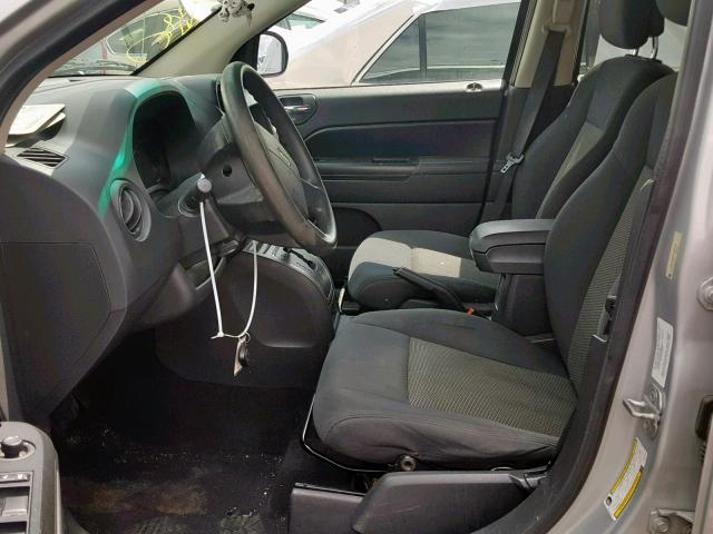 1J4NT4FB2AD593734 - 2010 JEEP COMPASS SP 灰色 照片 5