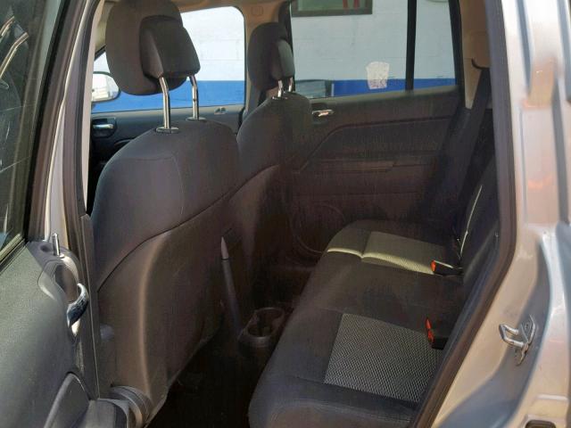 1J4NT4FB2AD593734 - 2010 JEEP COMPASS SP 灰色 照片 6