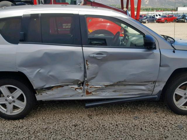 1J4NT4FB2AD593734 - 2010 JEEP COMPASS SP 灰色 照片 9