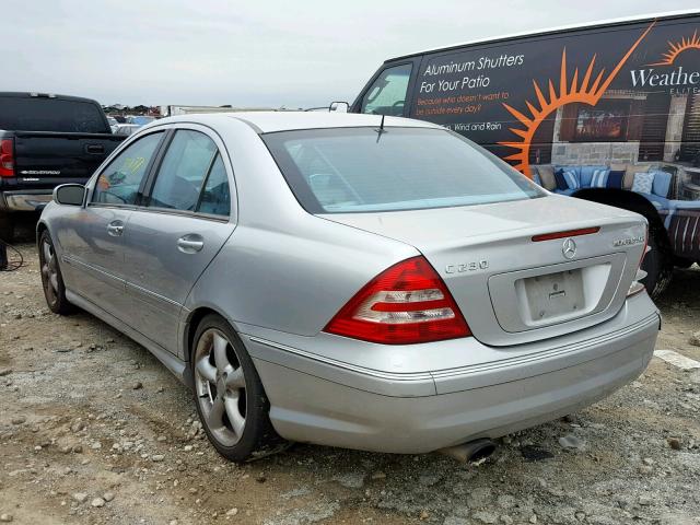 WDBRF40J55F713453 - 2005 MERCEDES-BENZ C 230K SPO SILVER photo 3