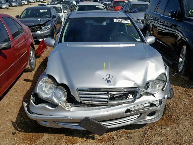 WDBRF92H27F923664 - 2007 MERCEDES-BENZ C 280 4MAT SILVER photo 7