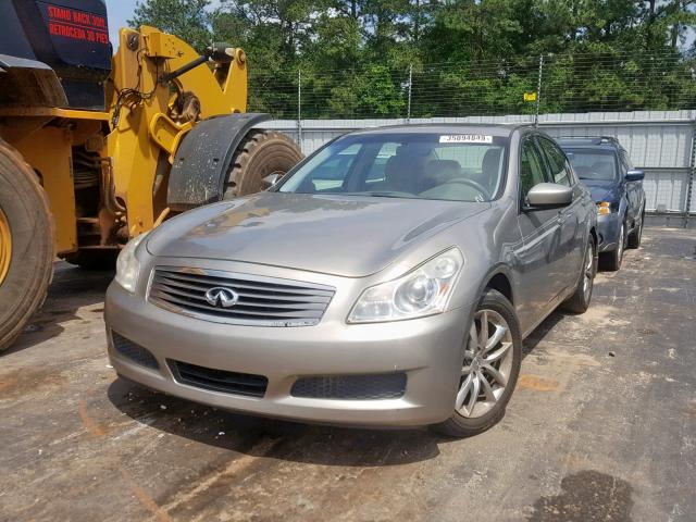 JNKCV61E69M300562 - 2009 INFINITI G37 BASE GOLD photo 2