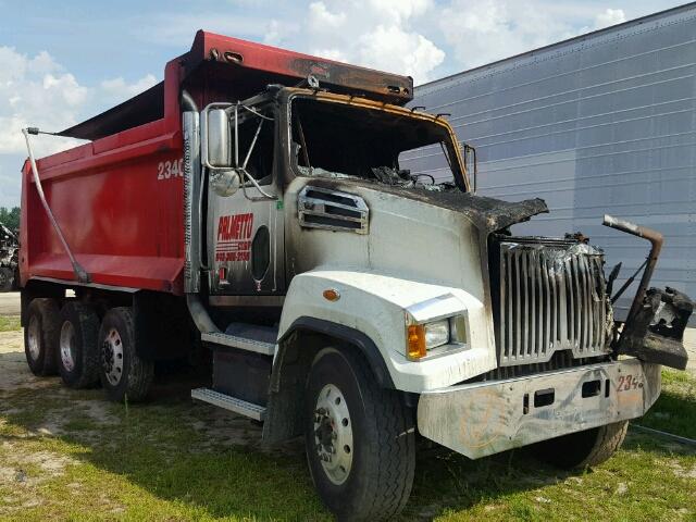 5KKMAVDV8GPHG2346 - 2016 WESTERN STAR/AUTO CAR CONVENTION RED photo 1