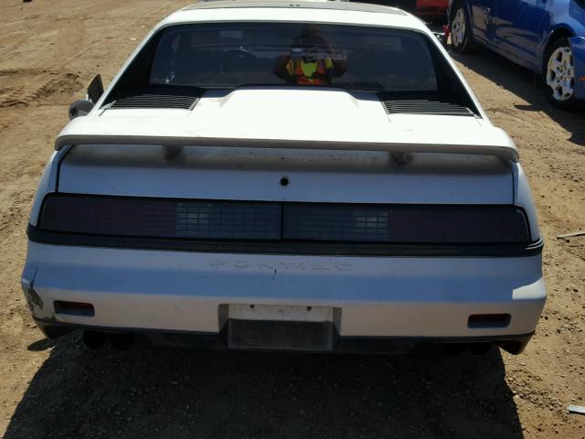 1G2PF3794GP205250 - 1986 PONTIAC FIERO SE WHITE photo 6