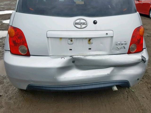 JTKKT624150088964 - 2005 TOYOTA SCION XA SILVER photo 9