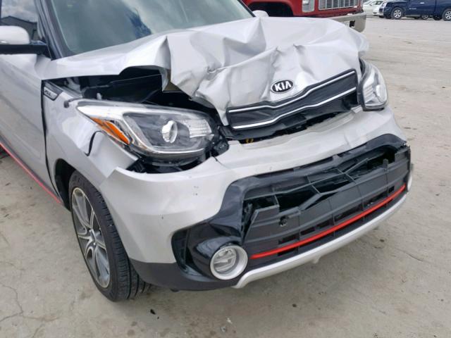 KNDJX3AA2K7647955 - 2019 KIA SOUL ! Gümüş foto 9