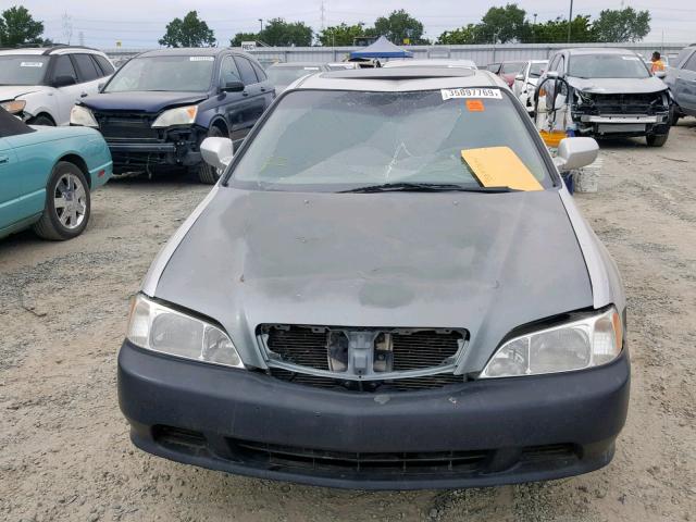 19UUA5647XA016272 - 1999 ACURA 3.2TL SILVER photo 9