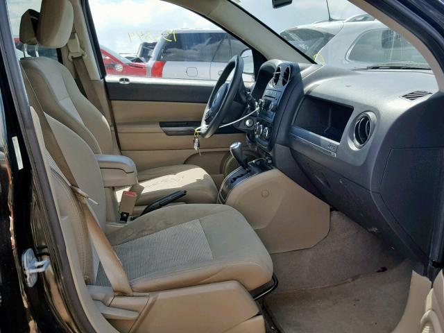 1J4NF1FB4BD222985 - 2011 JEEP COMPASS SP 黑色 照片 5