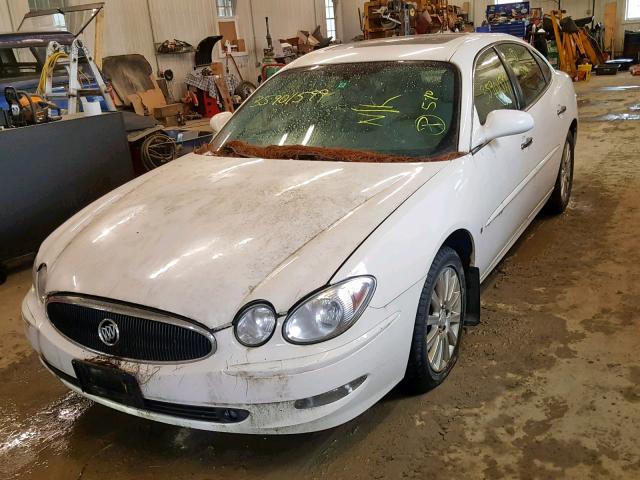 2G4WE587571173520 - 2007 BUICK LACROSSE C WHITE photo 2