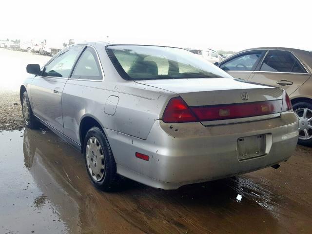 1HGCG32472A026880 - 2002 HONDA ACCORD LX  photo 3