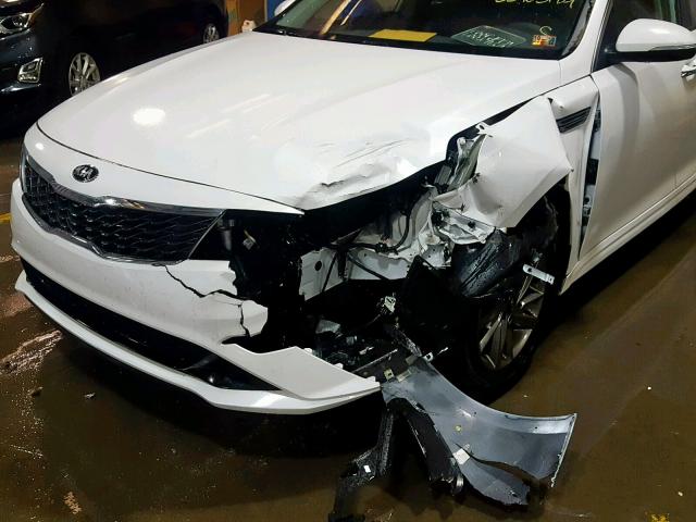 5XXGT4L34KG316053 - 2019 KIA OPTIMA LX WHITE photo 9