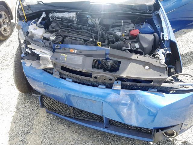 1FAHP3HN0AW242128 - 2010 FORD FOCUS SEL BLUE photo 7