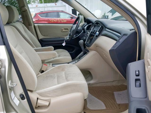 JTEHF21A330106219 - 2003 TOYOTA HIGHLANDER BEIGE photo 5