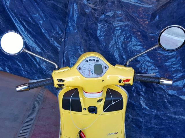 ZAPM459L375006452 - 2007 VESPA GTS 250 YELLOW photo 5