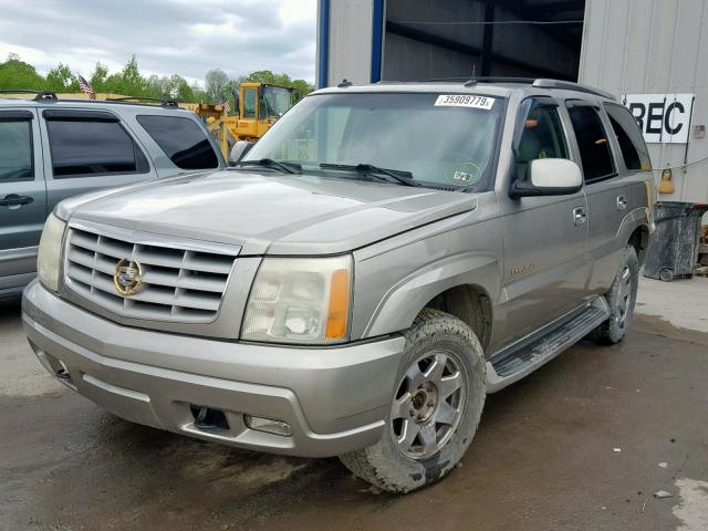 1GYEK63N33R197377 - 2003 CADILLAC ESCALADE L TAN photo 2