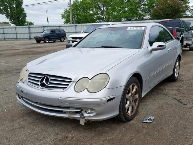 WDBTJ65JX4F079208 - 2004 MERCEDES-BENZ CLK 320C SILVER photo 2