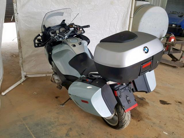 WB104400XBZW19311 - 2011 BMW R1200 RT GRAY photo 3