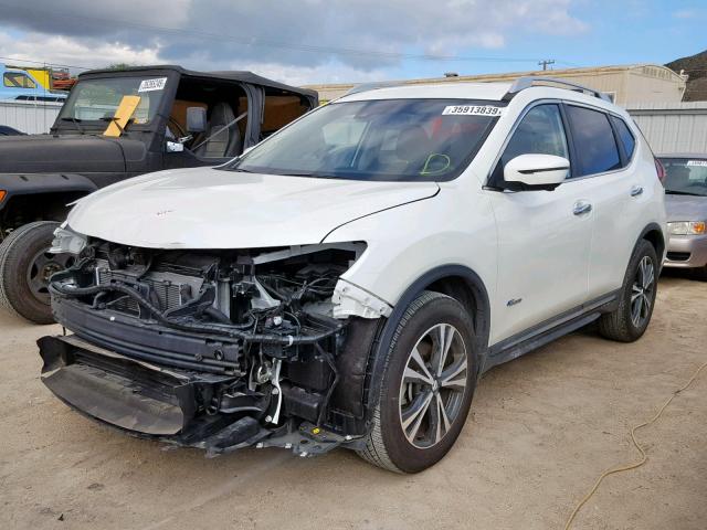 5N1ET2MT9HC783662 - 2017 NISSAN ROGUE SV H WHITE photo 2