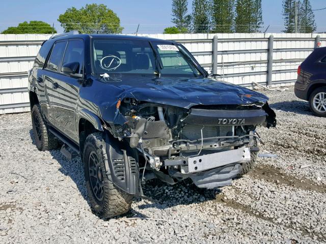 JTEBU5JR7J5507324 - 2018 TOYOTA 4RUNNER SR BLACK photo 1