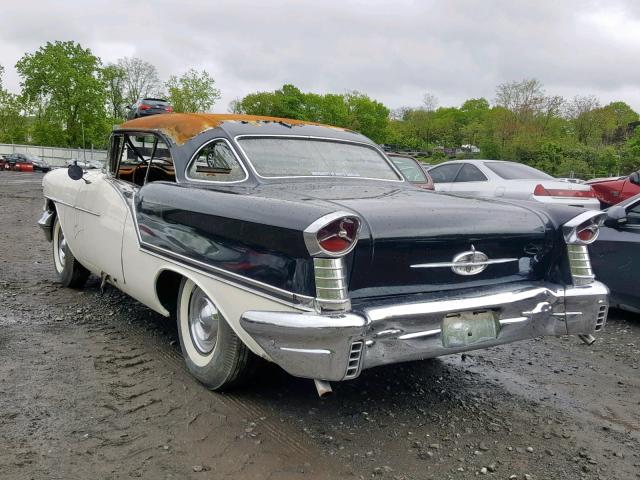 578A11574 - 1957 OLDSMOBILE SUPER 88 WHITE photo 3