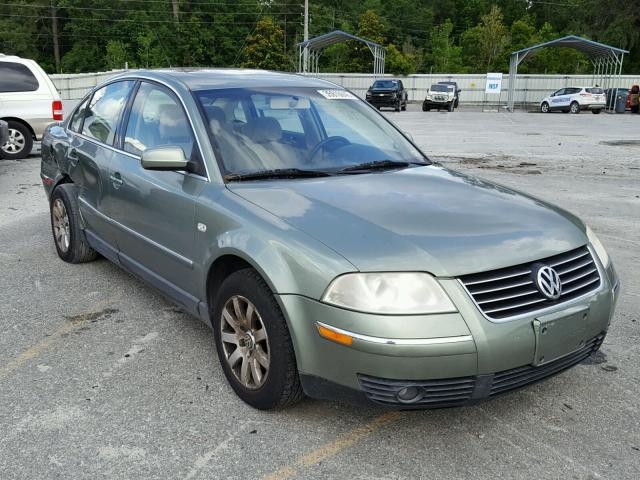 WVWPD63B22P045650 - 2002 VOLKSWAGEN PASSAT GLS GREEN photo 1