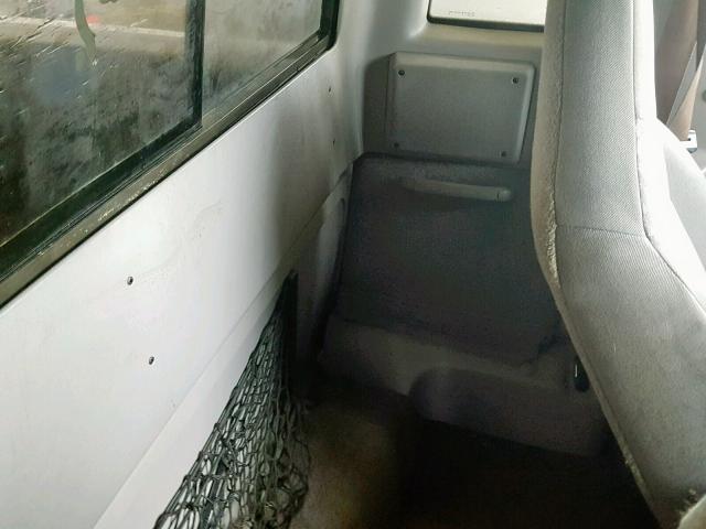 4F4YR16U22TM09621 - 2002 MAZDA B3000 CAB WHITE photo 6