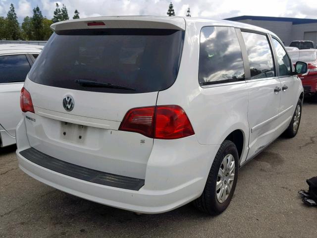 2V4RW4D19AR313982 - 2010 VOLKSWAGEN ROUTAN S WHITE photo 4