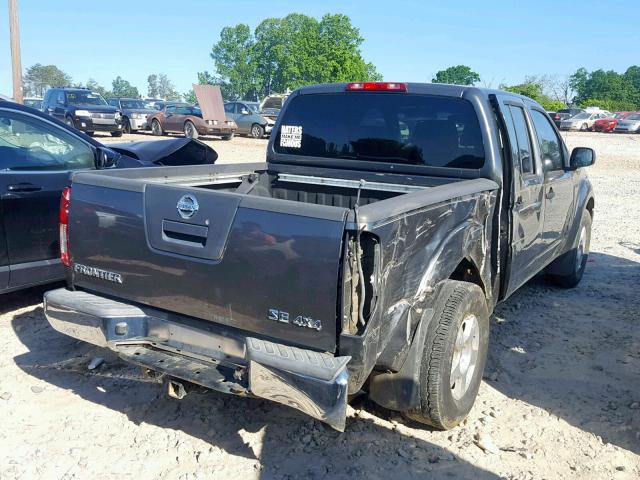 1N6AD07W28C409725 - 2008 NISSAN FRONTIER C GRAY photo 4