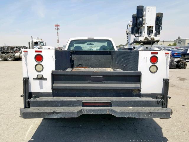 1FDAF56P86EB42334 - 2006 FORD F550 SUPER WHITE photo 5