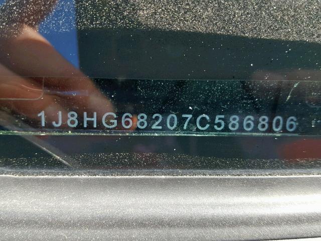 1J8HG68207C586806 - 2007 JEEP COMMANDER RED photo 10