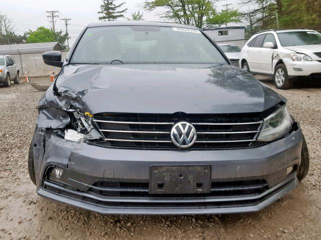 3VWD17AJ6GM259370 - 2016 VOLKSWAGEN JETTA SPOR GRAY photo 9