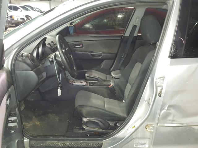 JM1BK12F761402739 - 2006 MAZDA 3 I SILVER photo 5