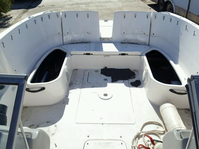 YAMCR198A404 - 2004 YAMAHA MARINE/TRL WHITE photo 6