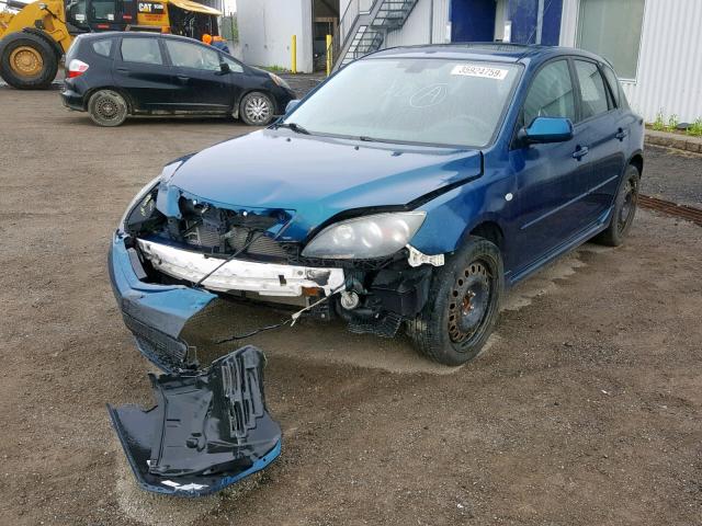 JM1BK343571773981 - 2007 MAZDA 3 HATCHBAC BLUE photo 2