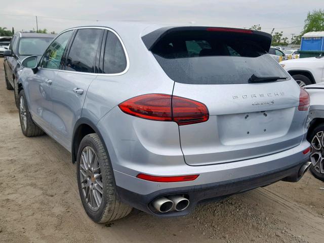 WP1AB2A2XHLA51668 - 2017 PORSCHE CAYENNE S SILVER photo 3