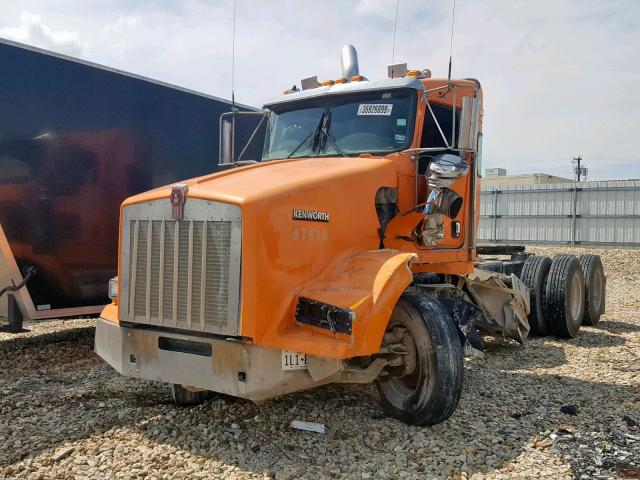 1XKDD09X16R157518 - 2006 KENWORTH CONSTRUCTI ORANGE photo 2