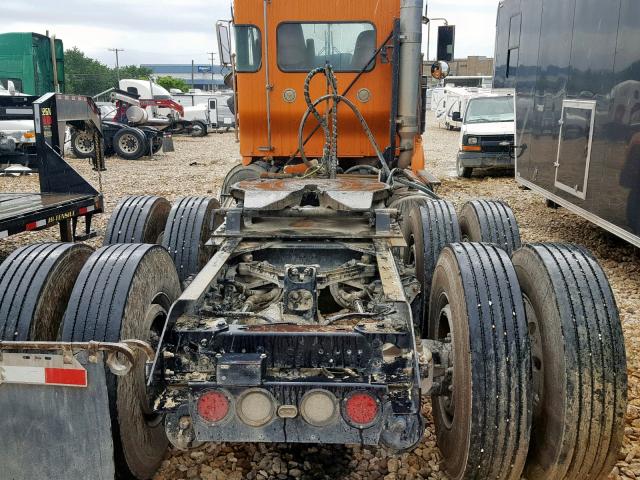 1XKDD09X16R157518 - 2006 KENWORTH CONSTRUCTI ORANGE photo 6