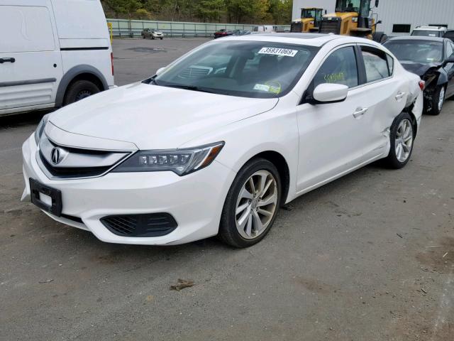 19UDE2F35HA011521 - 2017 ACURA ILX BASE WHITE photo 2