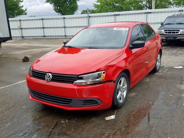 3VW2K7AJ3CM372319 - 2012 VOLKSWAGEN JETTA BASE RED photo 2