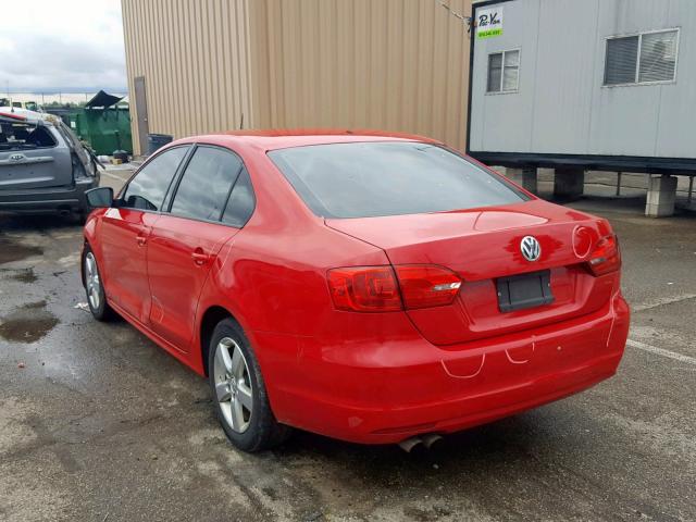 3VW2K7AJ3CM372319 - 2012 VOLKSWAGEN JETTA BASE RED photo 3
